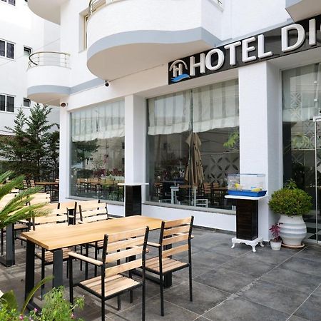 סרנדה Hotel Dior מראה חיצוני תמונה